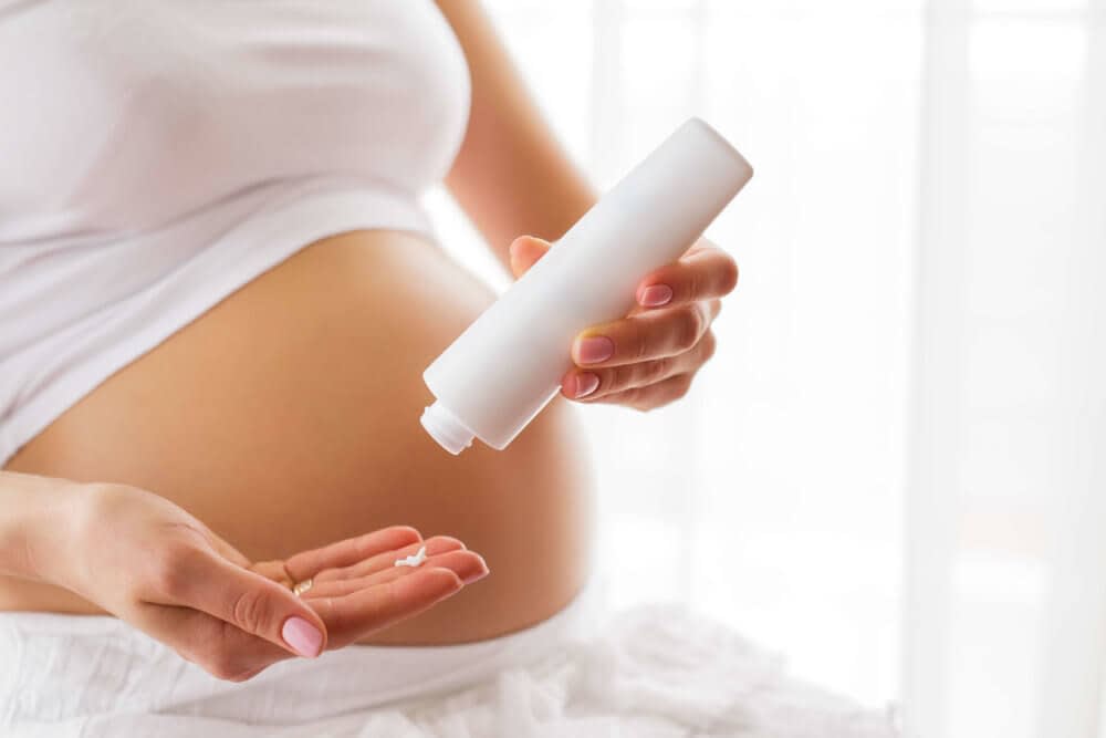 اعراض الحمل واستعمال الكريمات